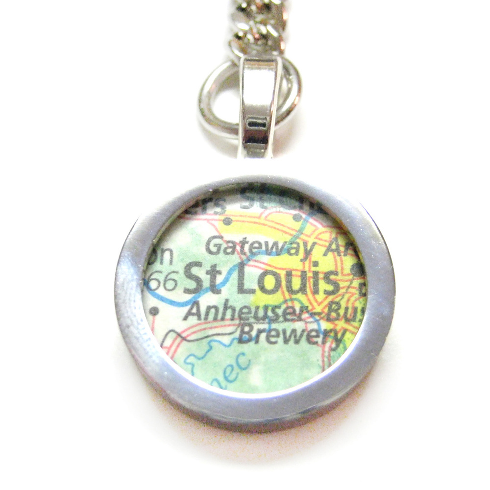 St. Louis Missouri Map Pendant Keychain